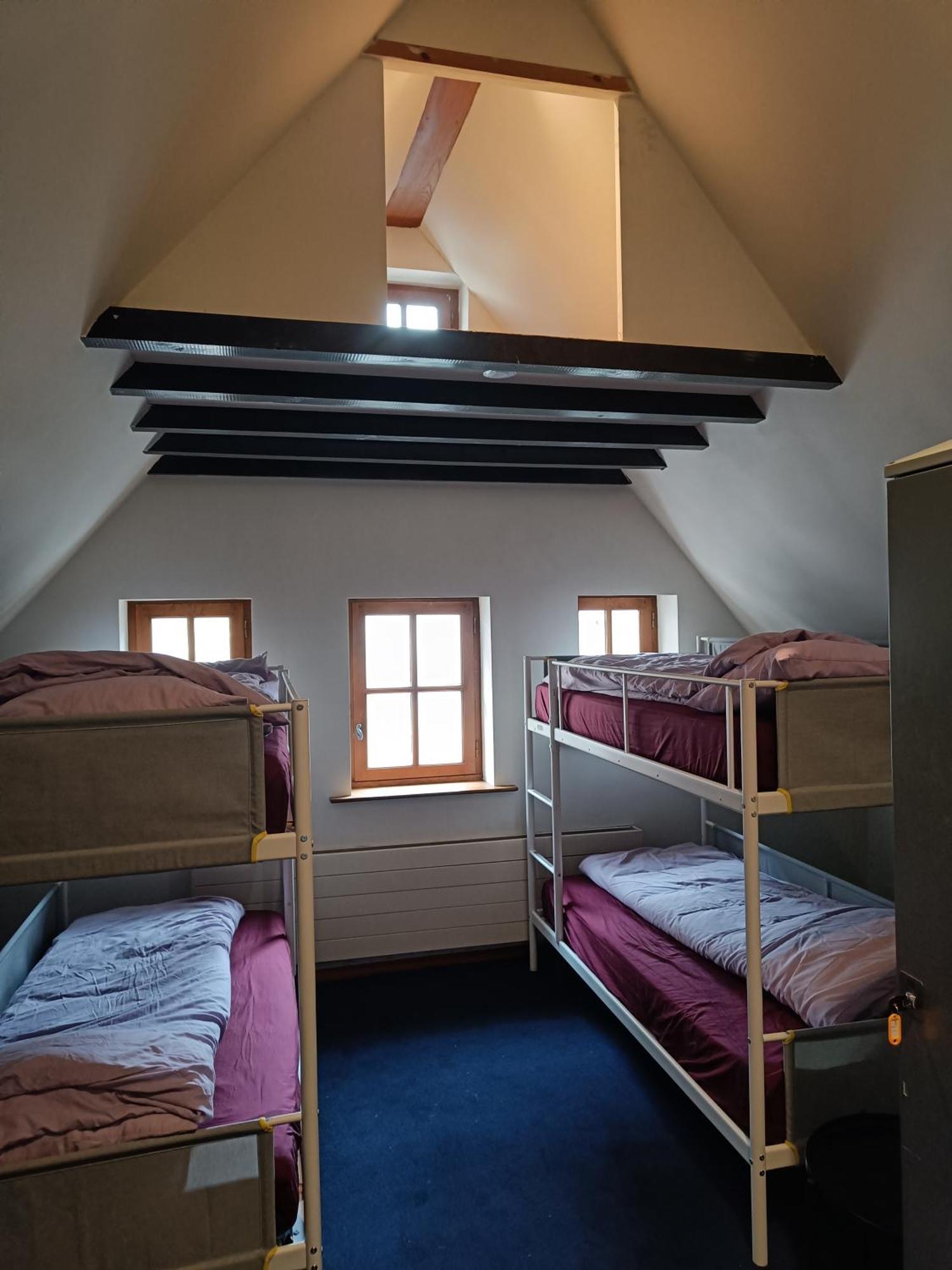 Viktoria Hostel แอนต์เวิร์ป ภายนอก รูปภาพ